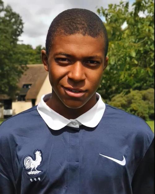 都怪张镇麟？昔日国手+全明星转会后坐穿冷板凳，场均1.6分1.4板