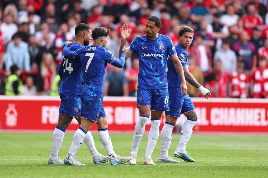 《古墓丽影》重启三部曲第一部登陆手机平台