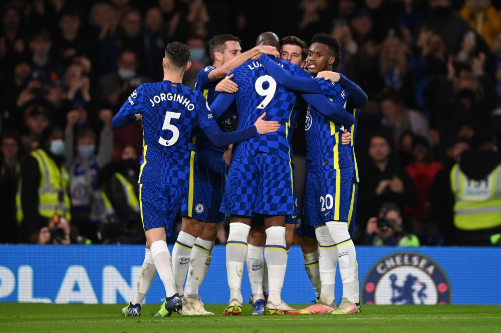 《终末阵线》繁星之下的颂歌正式唱响，最强辅助歌姬瑟琳娜正式上